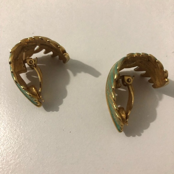Vintage Givenchy Brushed Green & Goldtone Clip Earrings - Picture 3 of 5